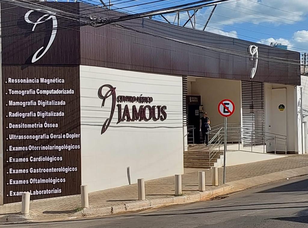Clínica Jamous — Nossa História