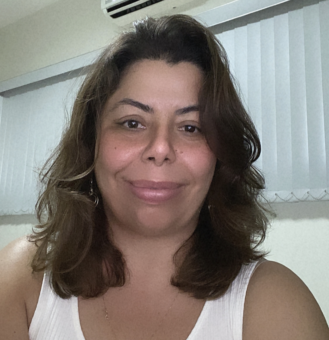 Dra. Mariana Raphaela